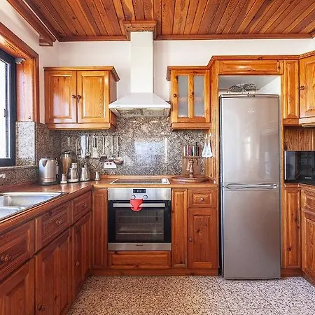 Βίλα Villa! Situated In Area Of Mellieha!